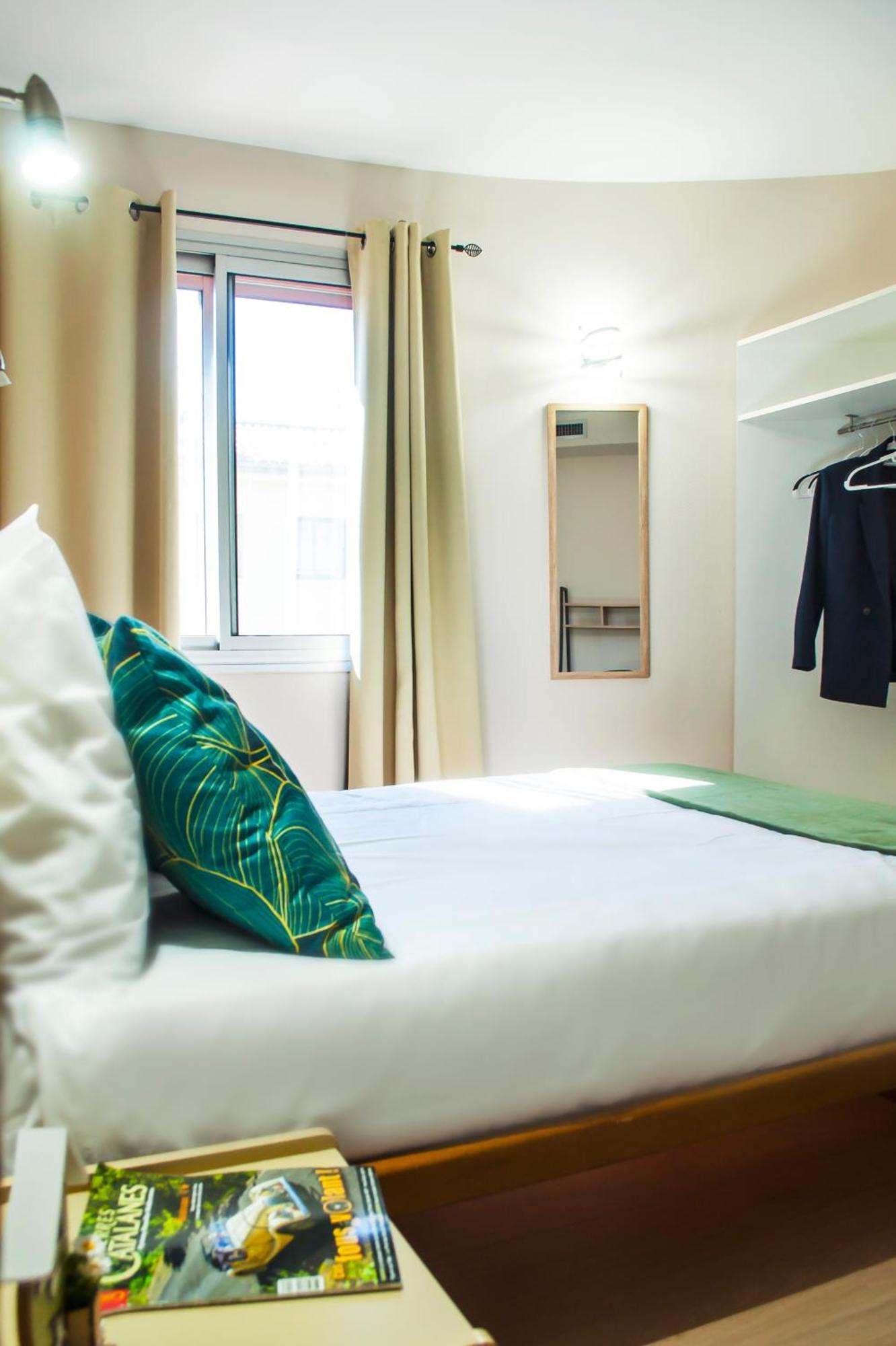 Hotel Kennedy Перпинян Екстериор снимка